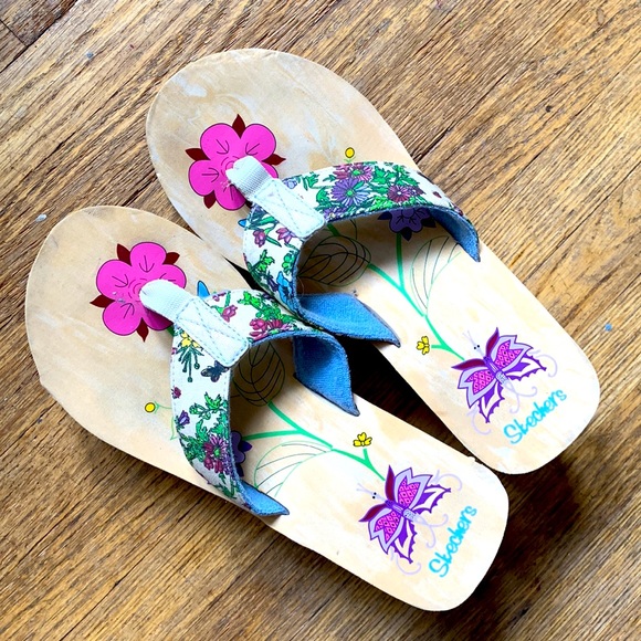 Sketchers Super Comfy SWEETEST Summer Sandals LIKE NEW💕💕💕 - Picture 3 of 8